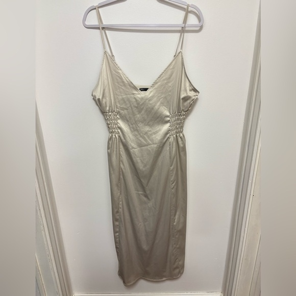 Zara Dresses & Skirts - Goregeous Zara Dress